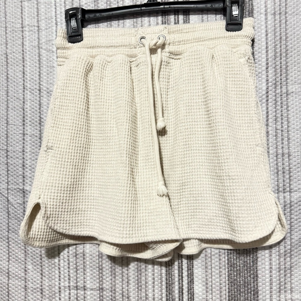 Aerie Cream Knit Shorts